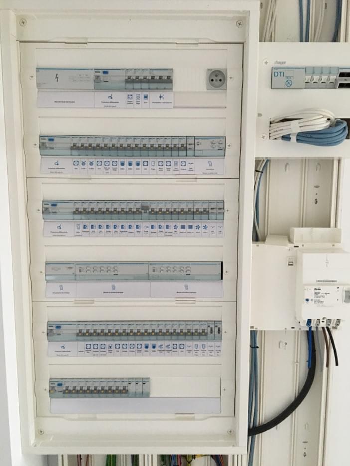 Installation électrique complète à Roquebrune-sur-Argens-1